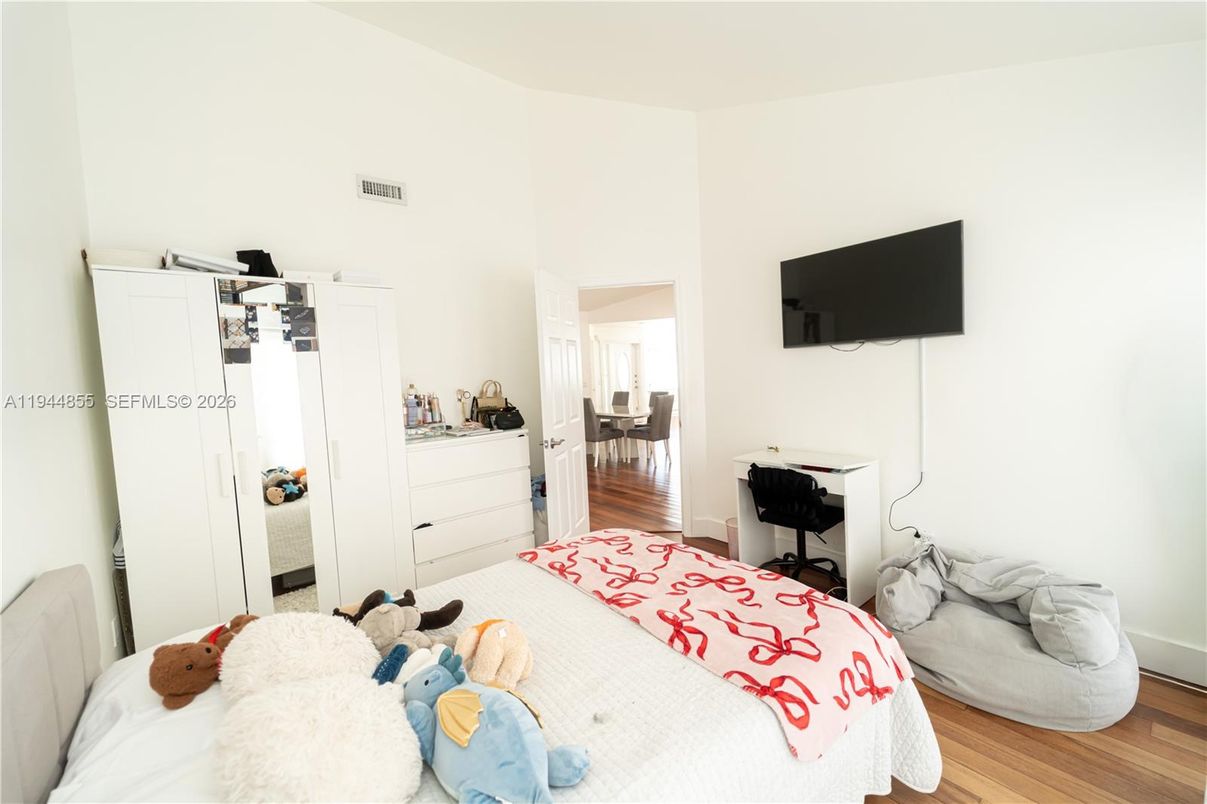 Bedroom, Interior, Wood Texture Flooring