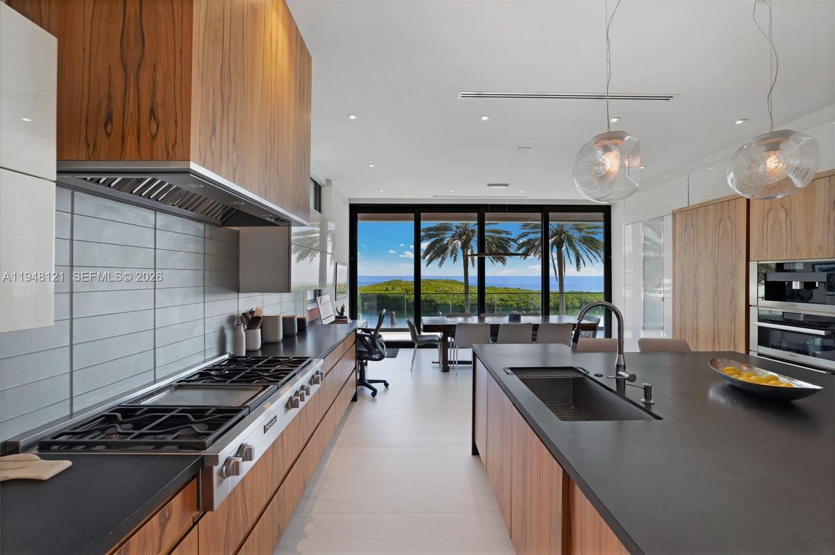 Interior, Kitchen, Pendant Lights, Recessed Lighting, Stainless Steel Appliances, Water