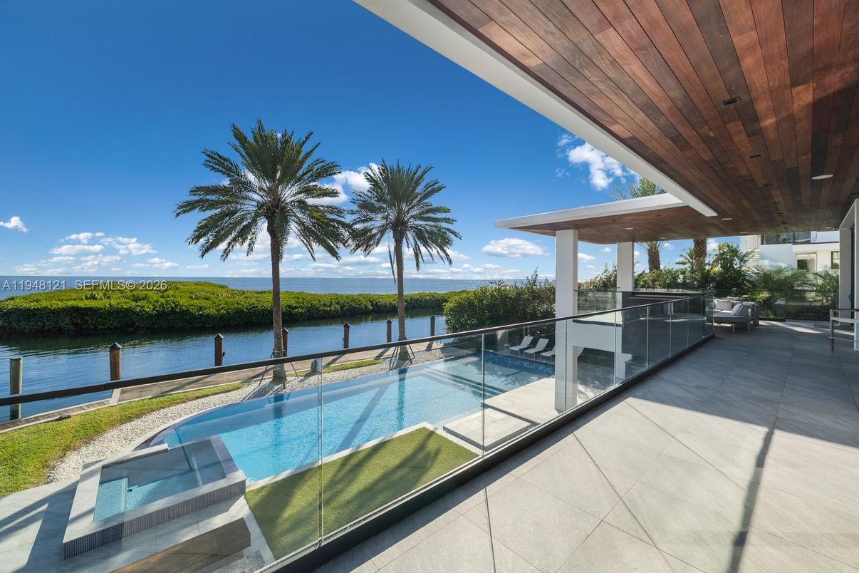 Water, Exterior, Pool, Other