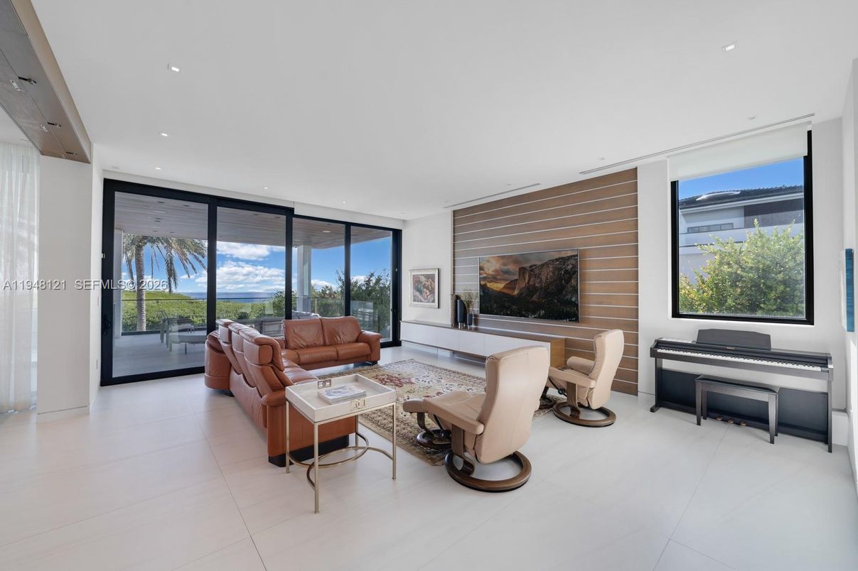 Interior, Living room, Piano, Recessed Lighting, Water, Wooden Walls