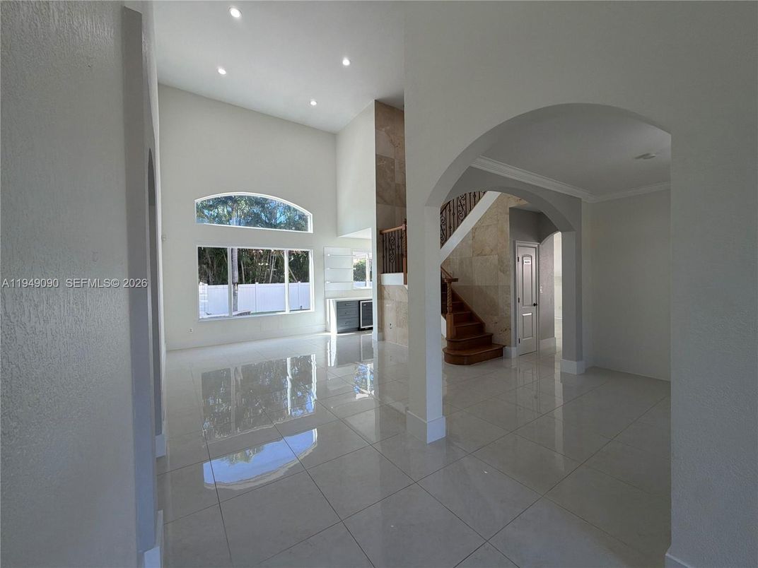 Fireplace, Interior, Recessed Lighting