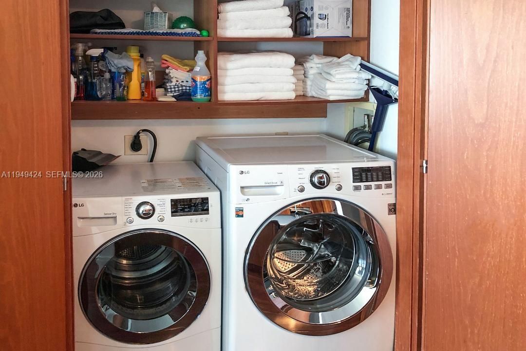 Interior, Utility Closets, Washer