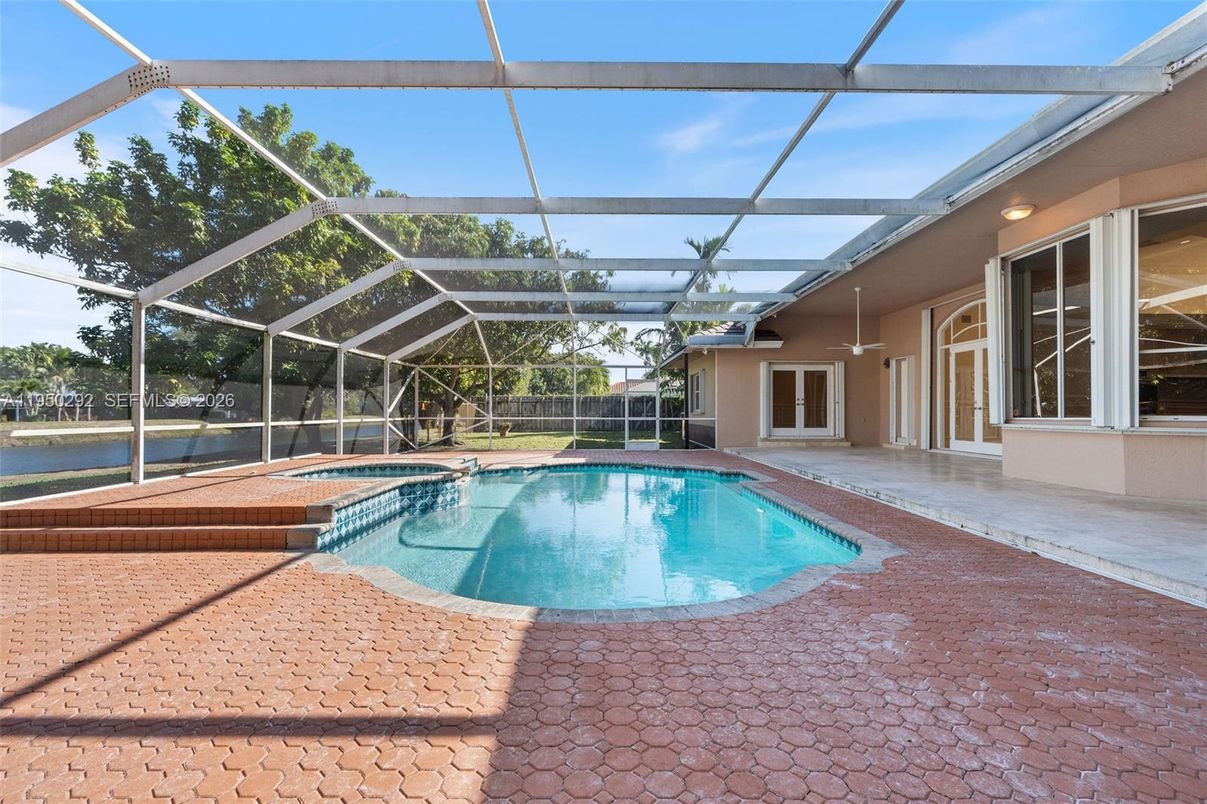 Glass Ceilings, Interior, Pool, Sun Room, Water