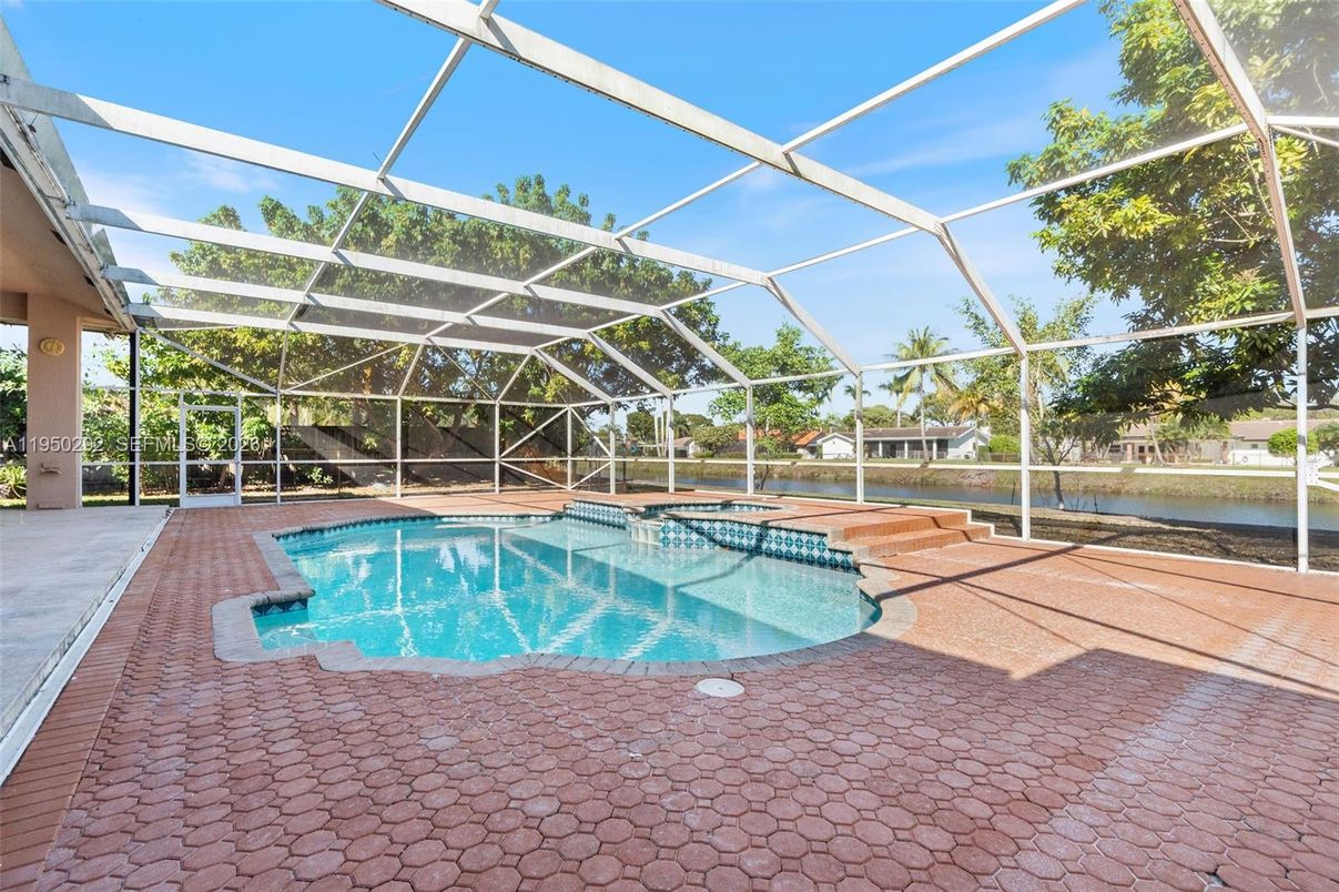 Glass Ceilings, Interior, Pool, Sun Room, Water
