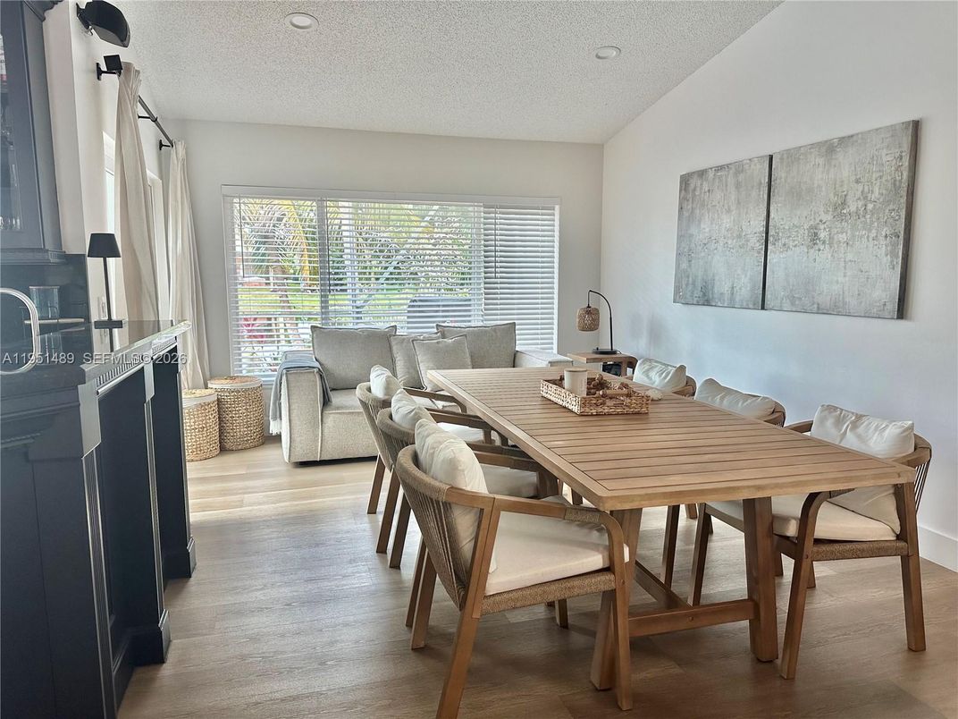 Dining room, Interior, Living room, Recessed Lighting, Wood Texture Flooring