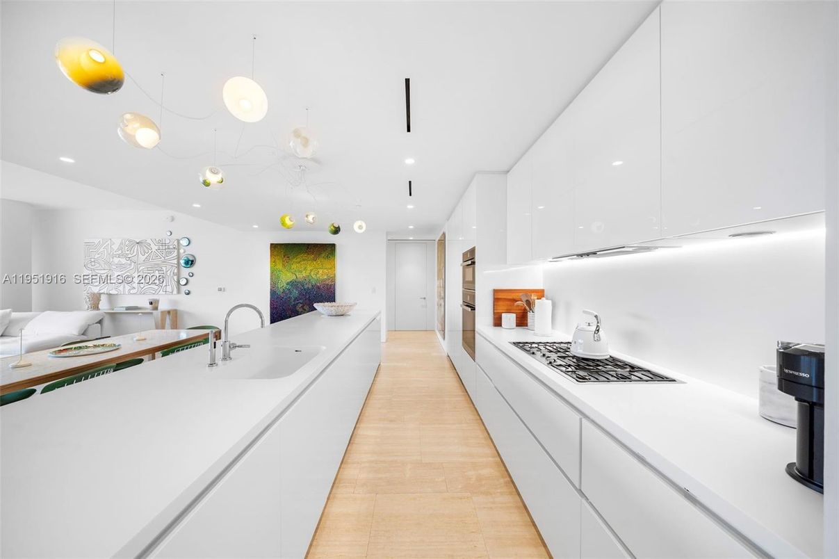 Interior, Kitchen, Pendant Lights, Recessed Lighting