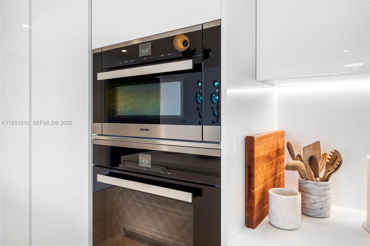 Interior, Kitchen, Stainless Steel Appliances