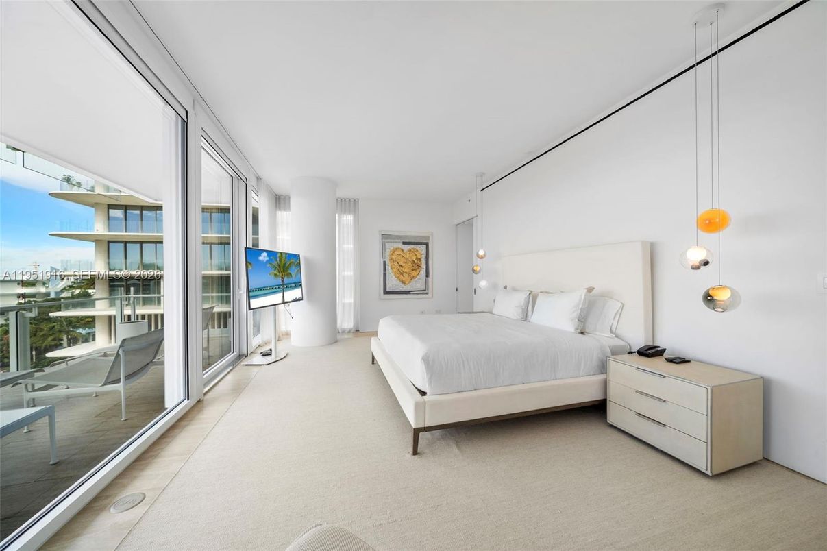 Bedroom, Interior, Pendant Lights, Water