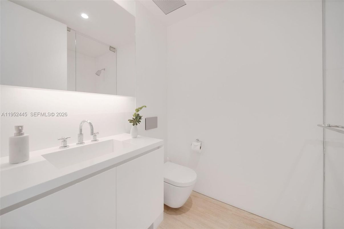 Bathroom, Interior, Recessed Lighting, Wood Texture Flooring