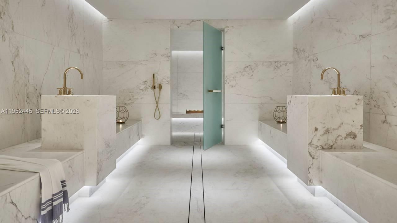 Bathroom, Interior, Marble, Marble Walls
