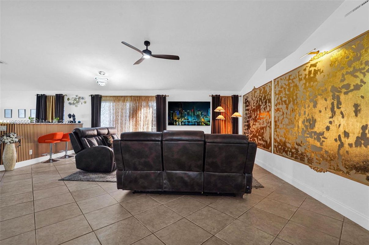 Interior, Living room