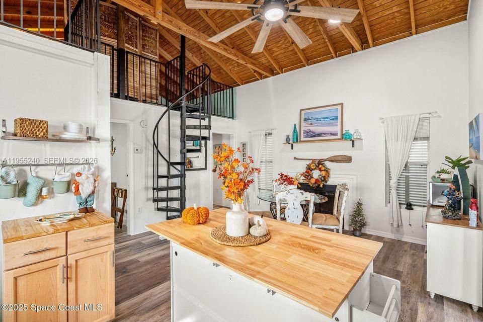 Interior, Kitchen, Recessed Lighting, Wooden Beams, Wooden Ceilings, Wood Texture Flooring