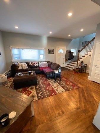 Interior, Living room, Recessed Lighting, Wood Texture Flooring