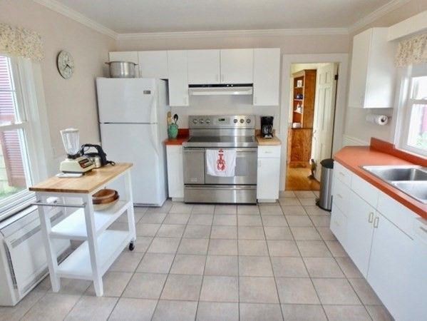 Interior, Kitchen, Stainless Steel Appliances