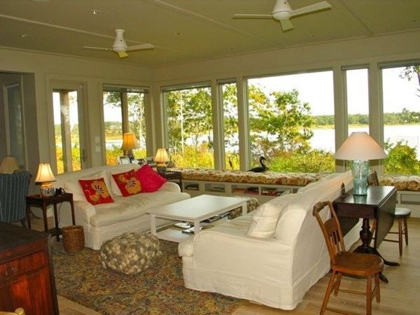 Interior, Living room, Recessed Lighting, Sun Room, Wood Texture Flooring