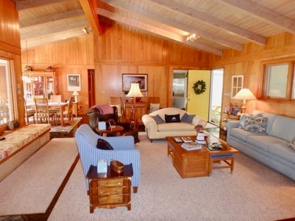 Chandelier, Dining room, Interior, Living room, Wooden Beams, Wooden Ceilings, Wooden Walls