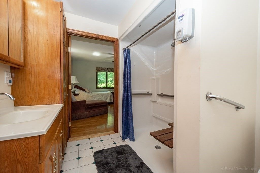 Bathroom, Bedroom, Interior, Recessed Lighting, Wood Texture Flooring