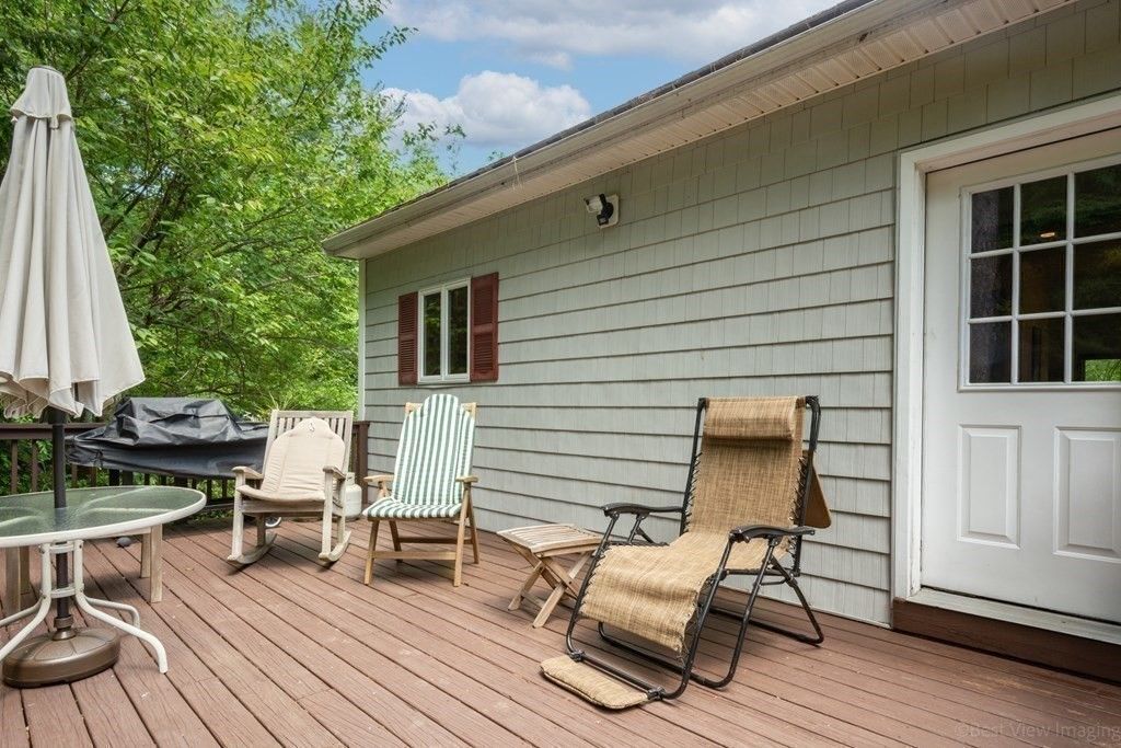 Exterior, Wood Texture Flooring