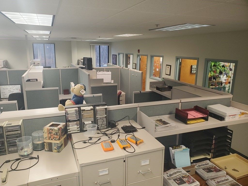 Home Office, Interior