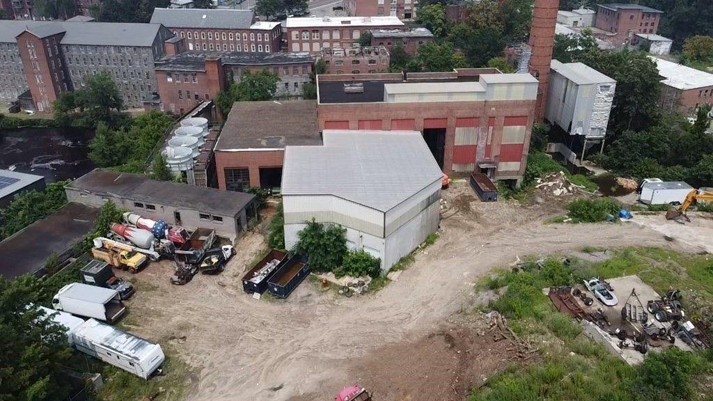 Exterior, Drone