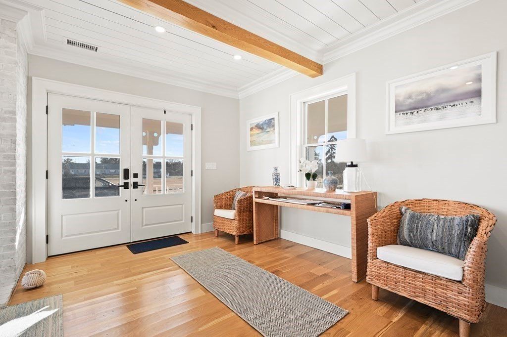 Interior, Recessed Lighting, Wooden Beams, Wood Texture Flooring