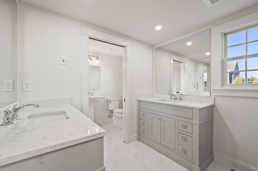 Bathroom, Dual Sink Vanities, Interior, Marble, Recessed Lighting