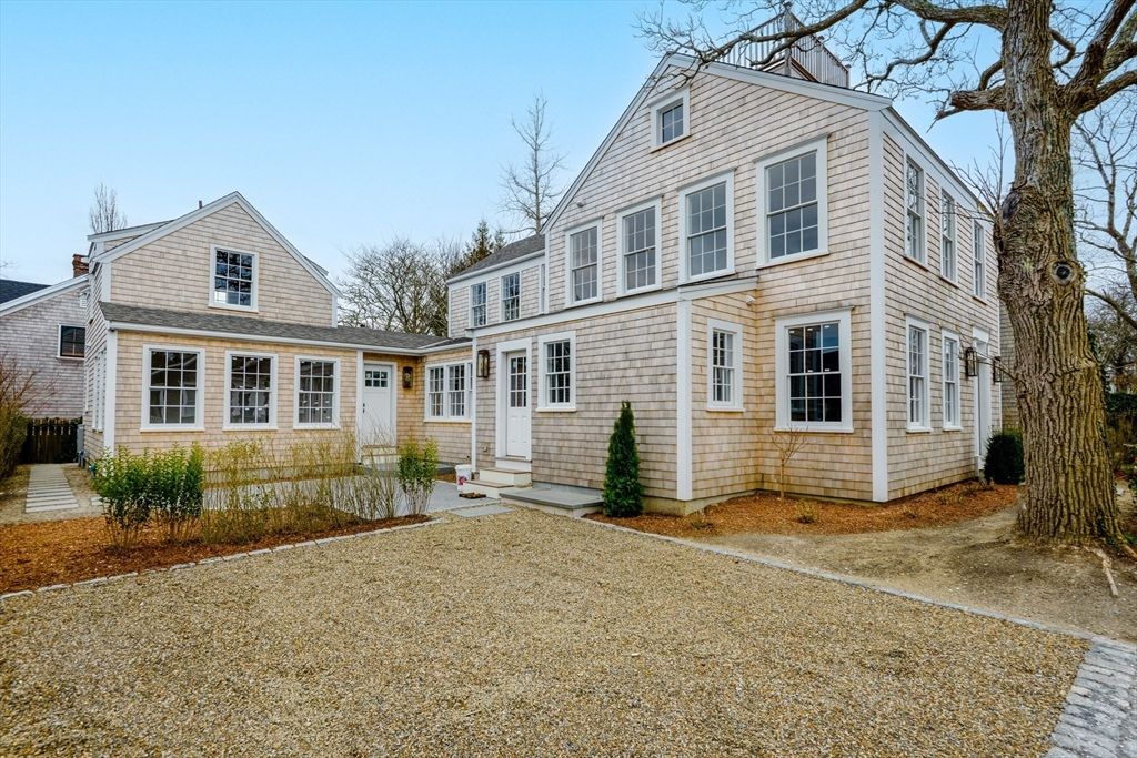 Exterior, Facade, Cape Cod