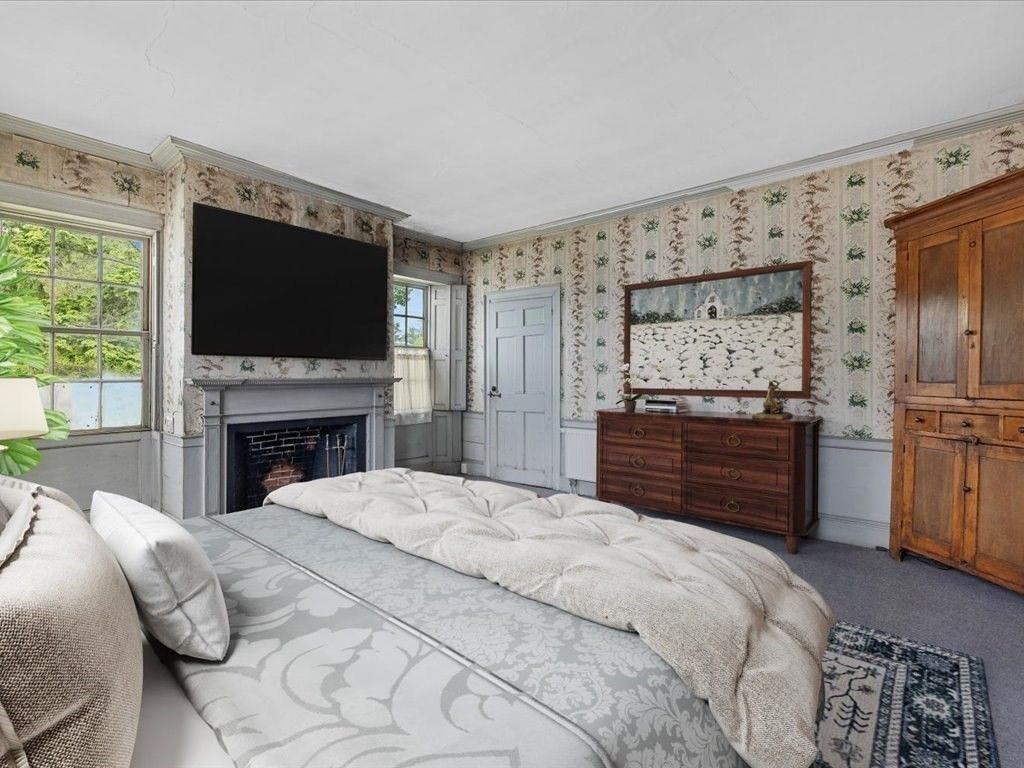 Bedroom, Fireplace, Interior