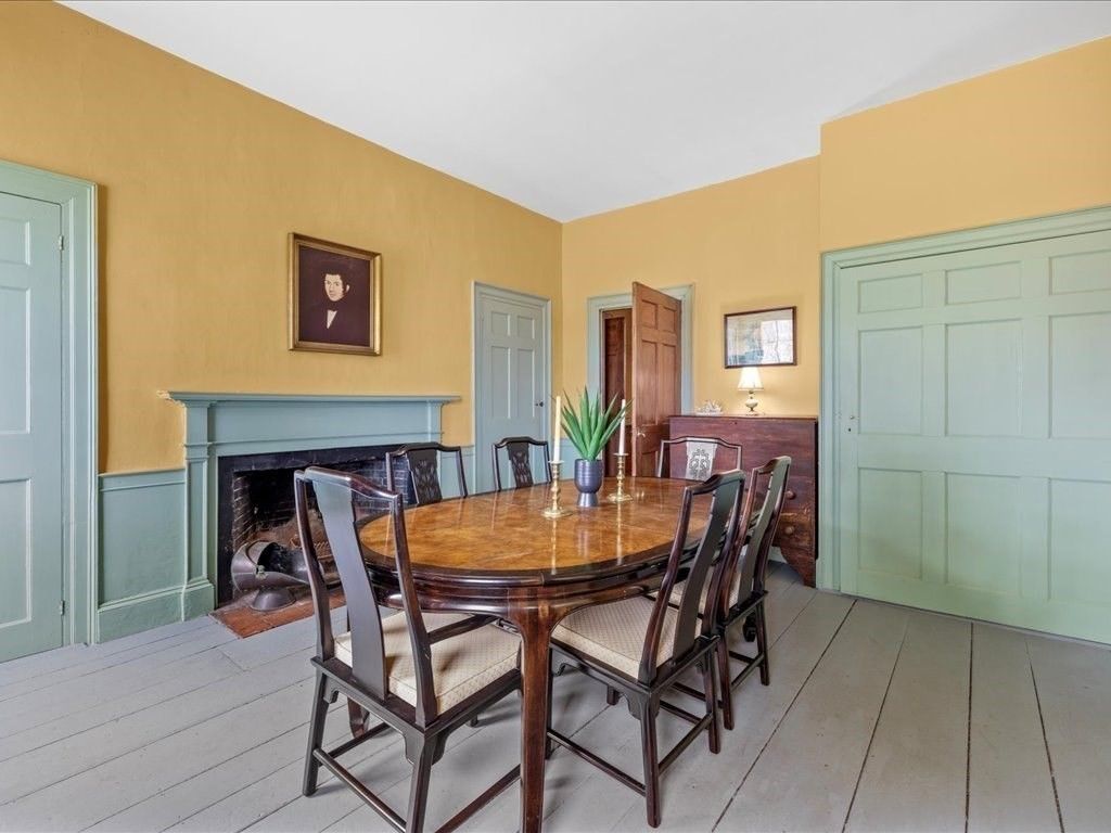 Dining room, Fireplace, Interior, Wood Texture Flooring