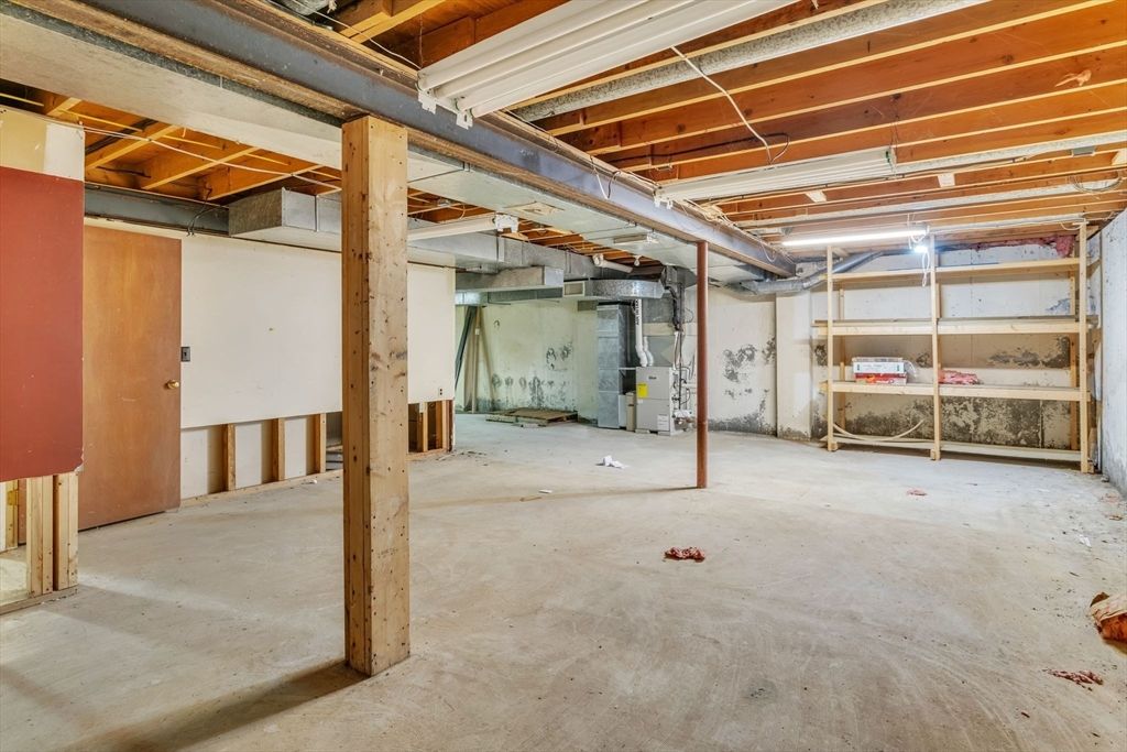 Interior, Wooden Beams