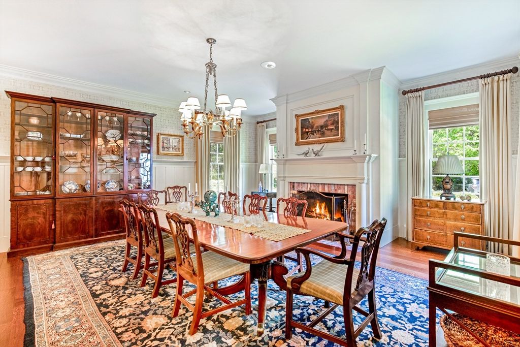 Chandelier, Dining room, Fireplace, Interior, Recessed Lighting, Wood Texture Flooring