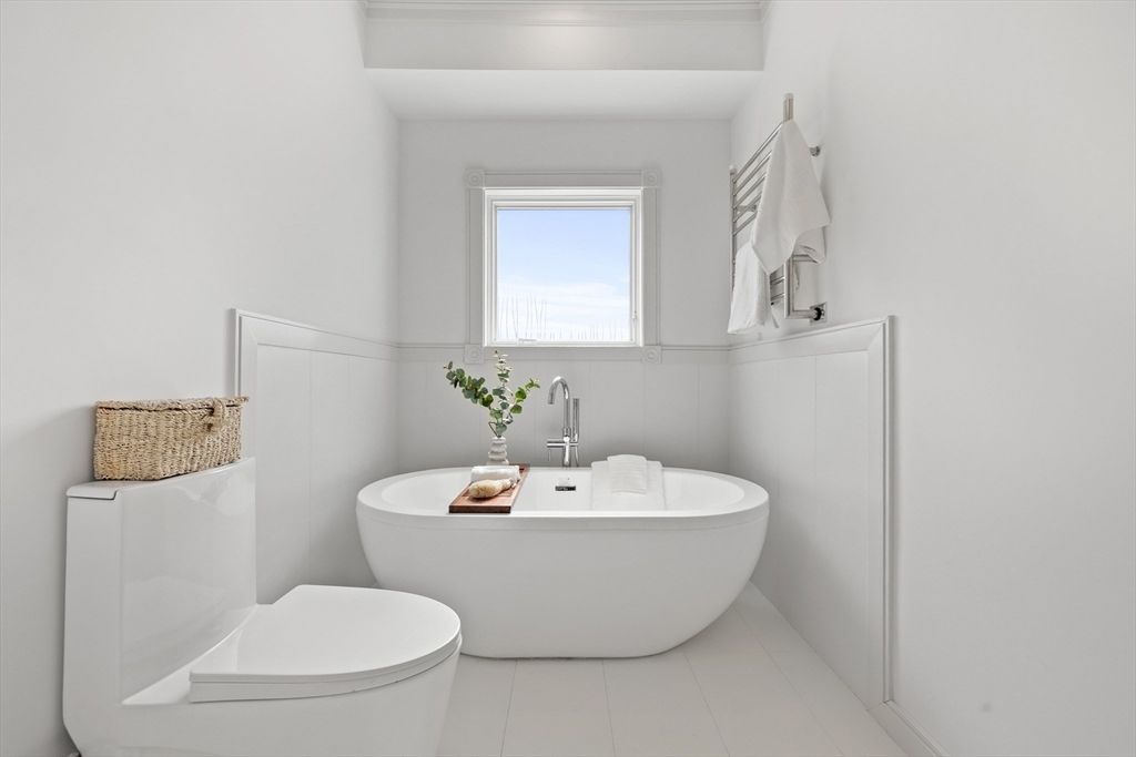 Bathroom, Free Standing Baths, Interior