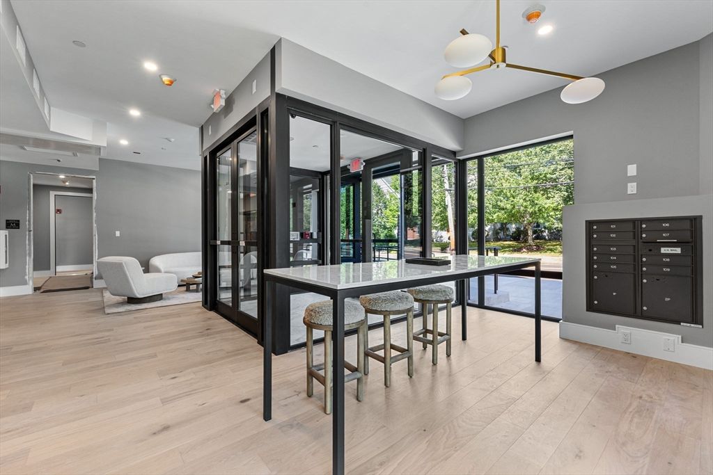 Interior, Pendant Lights, Recessed Lighting, Wood Texture Flooring
