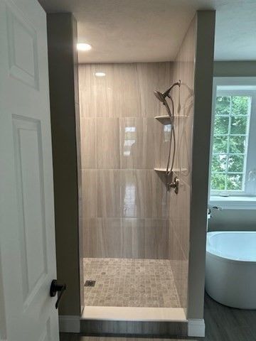 Bathroom, Free Standing Baths, Interior, Recessed Lighting, Wood Texture Flooring