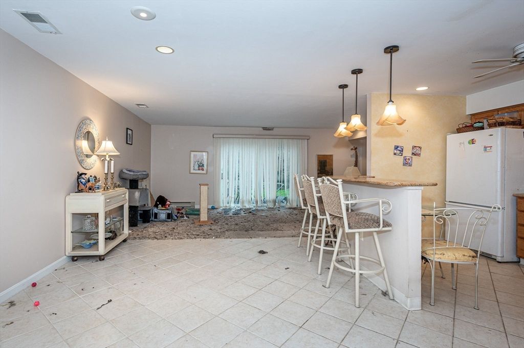 Interior, Kitchen, Pendant Lights, Recessed Lighting