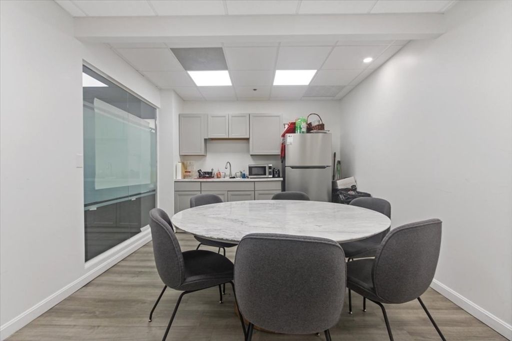 Dining room, Interior, Kitchen, Recessed Lighting, Wood Texture Flooring