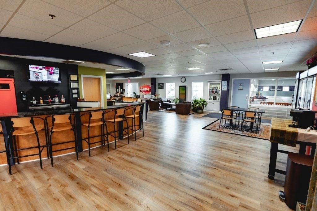 Interior, Recessed Lighting, Wood Texture Flooring