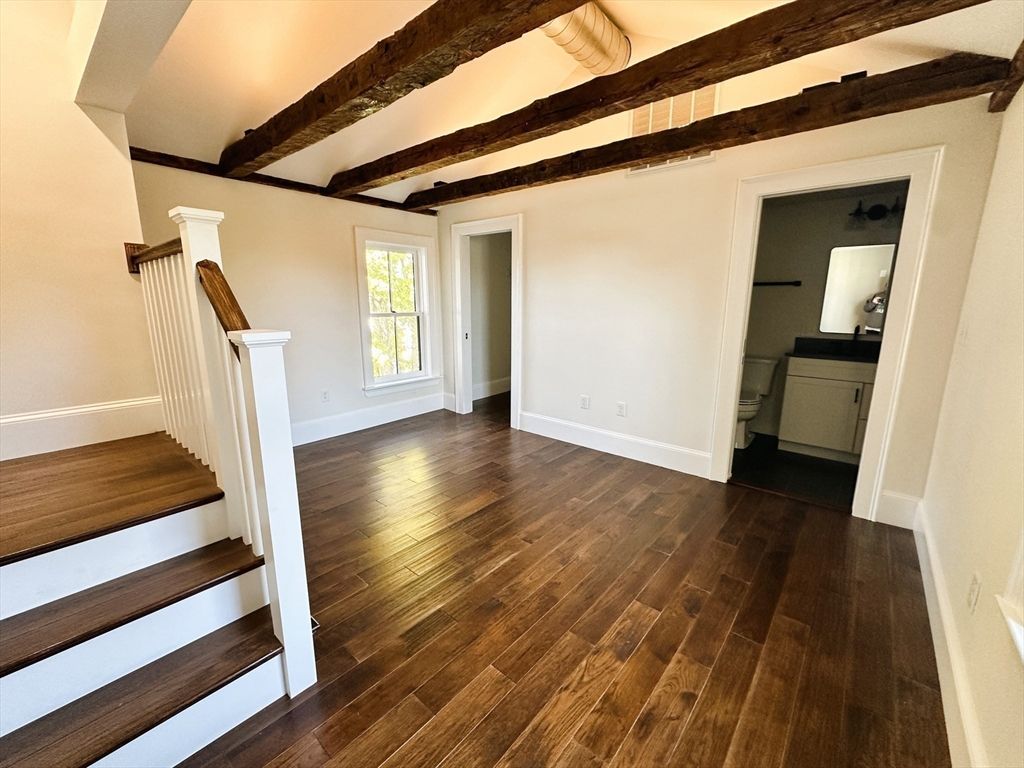 Empty room, Interior, Wooden Beams, Wood Texture Flooring