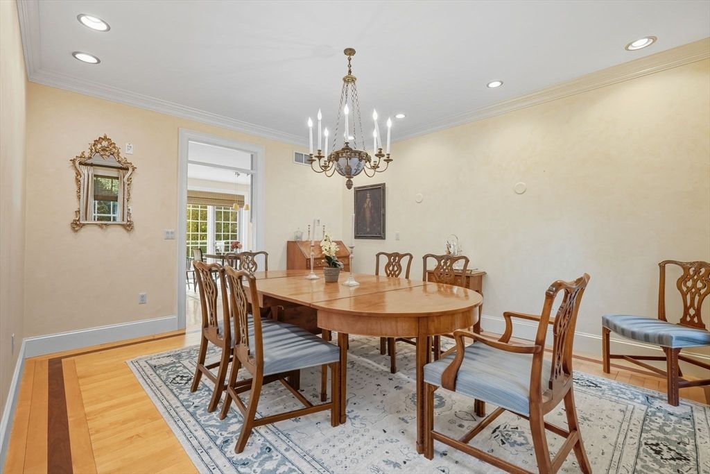 Chandelier, Dining room, Interior, Recessed Lighting, Wood Texture Flooring
