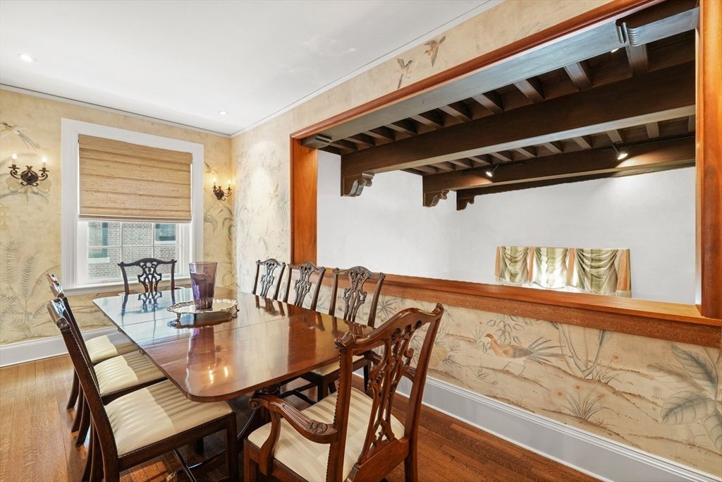 Dining room, Interior, Recessed Lighting, Wooden Beams, Wood Texture Flooring