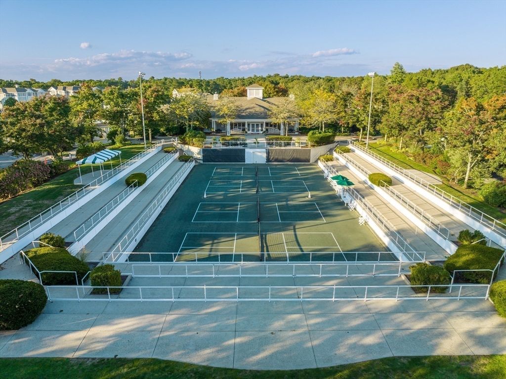 Exterior, Tennis Courts