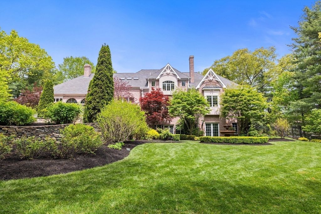 Backyard, Exterior, Facade, French Provincial