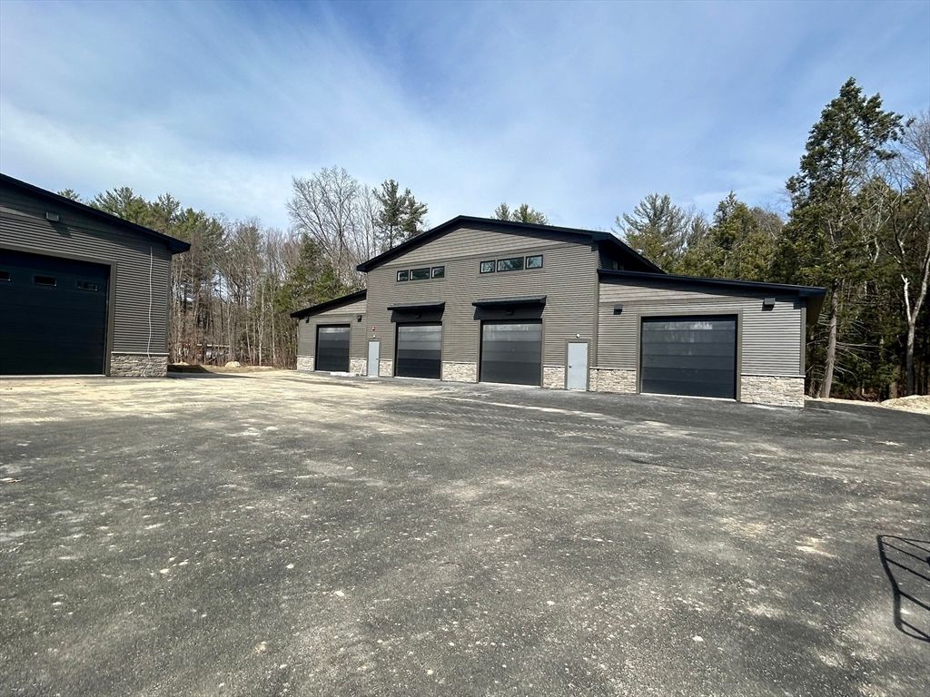 Backyard, Detached Garage, Exterior