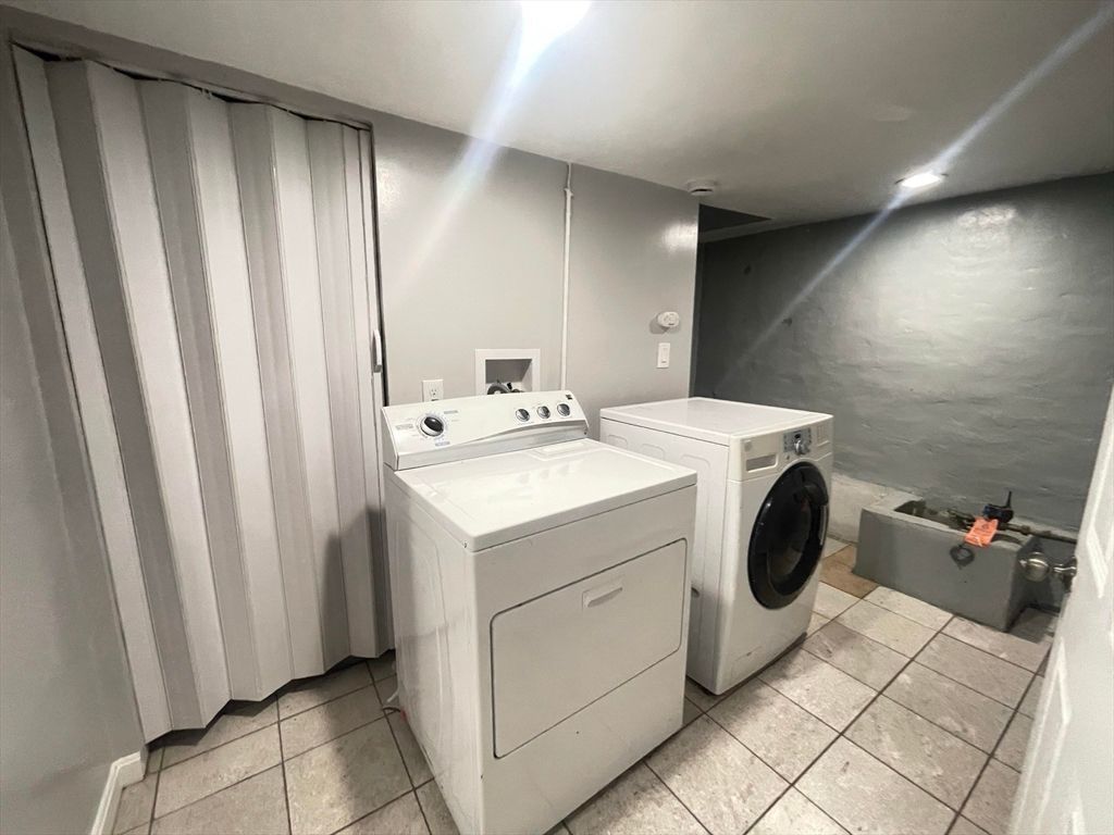 Interior, Recessed Lighting, Washer