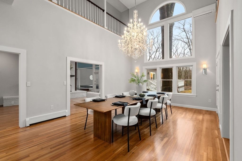 Chandelier, Dining room, Interior, Wood Texture Flooring