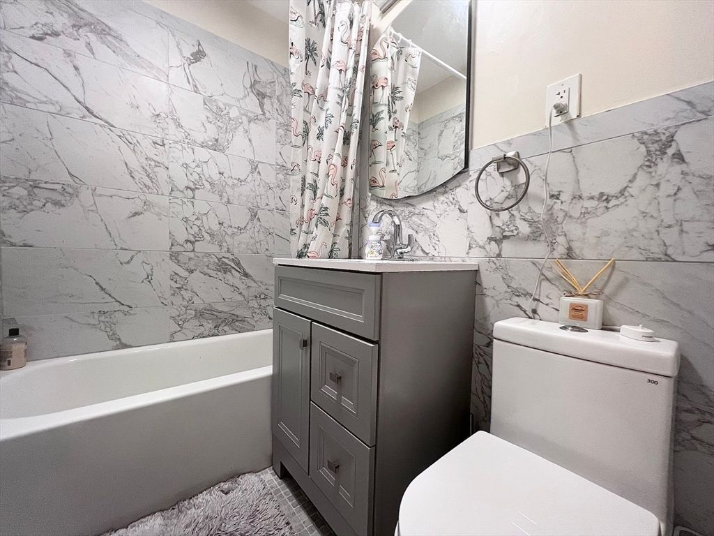 Bathroom, Interior, Marble Walls