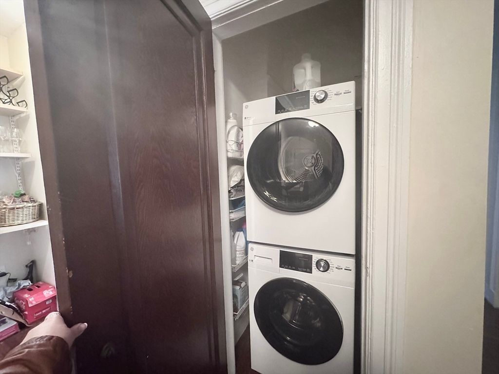 Interior, Utility Closets, Washer