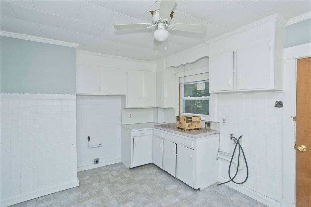 Interior, Kitchen, Washer