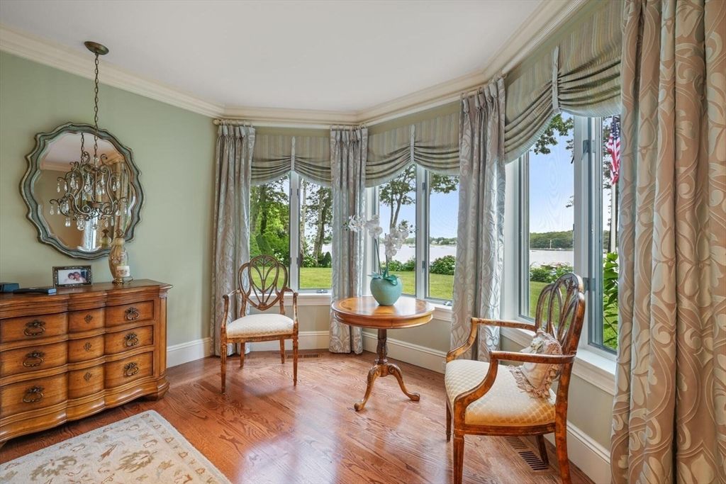 Chandelier, Interior, Sun Room, Water, Wood Texture Flooring