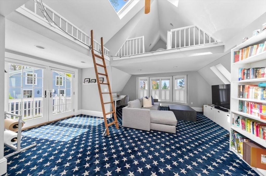 Interior, Living room